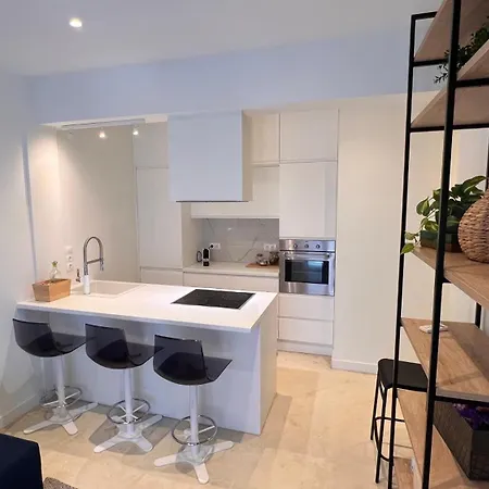 Andreas And Nelly * Szaloniki