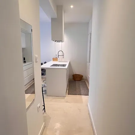 Andreas And Nelly * テッサロニキ